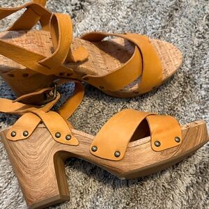 Kork-Ease Tan Leather Wedges